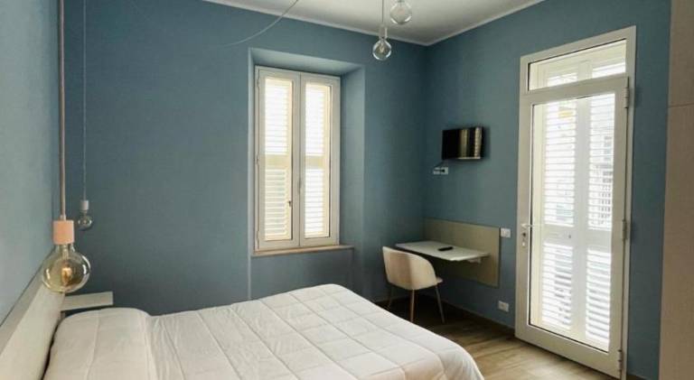 Holiday apartment with garden — photo 4