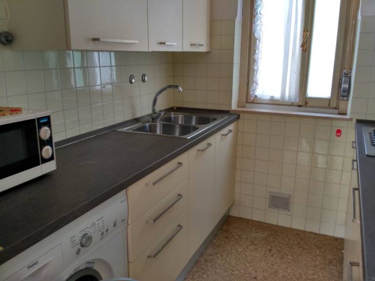 Rental apartment with yard & terrace — photo 4