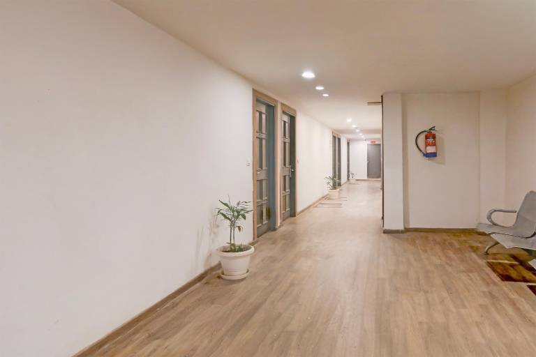 Super Townhouse Prayagraj Near Railway Station Formerly Santosh Palace — photo 4
