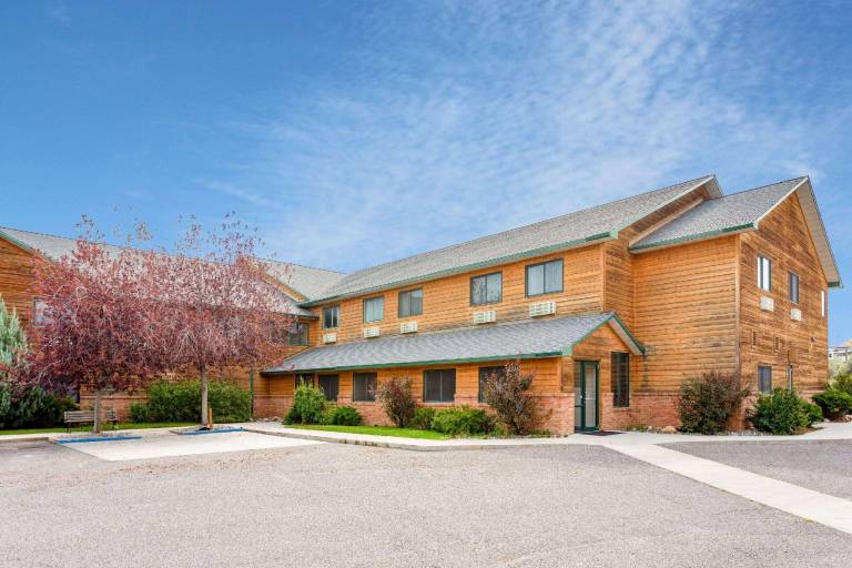 Inn at Lander, Travelodge by Wyndham — photo 5