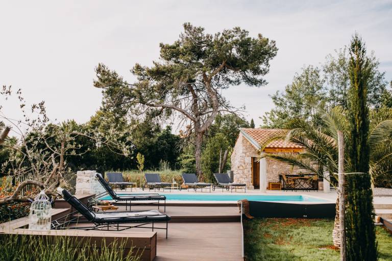Villa with heated pool, terrace & barbecue — photo 5