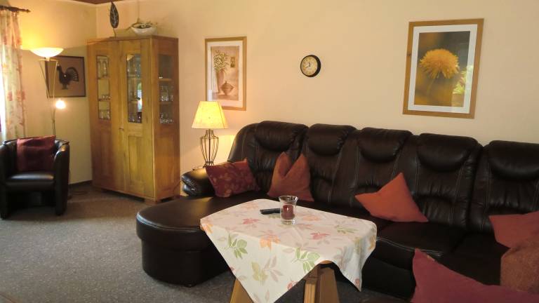 Holiday park with patio & yard — photo 5