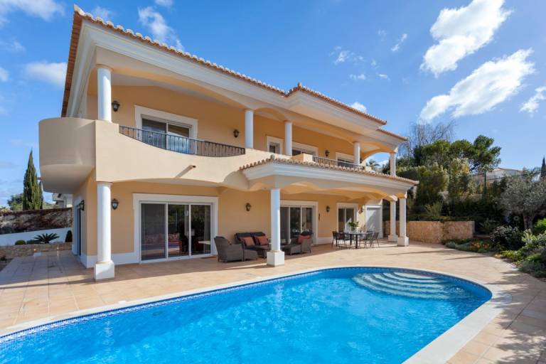 Villa  Vale de Lobo