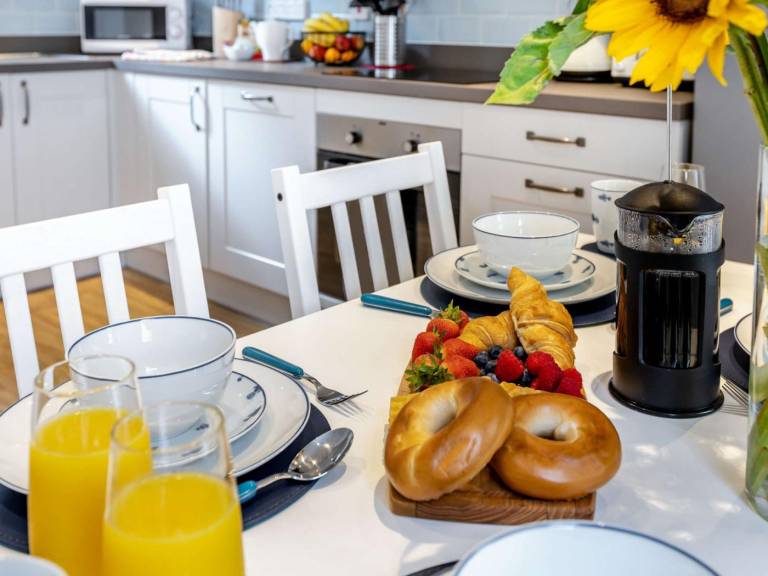 Cottage with 2 rooms for 4 persons — photo 4