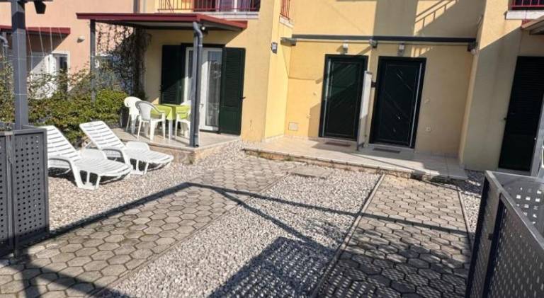 House with yard, barbeque & hot tub in Tar-Vabriga
