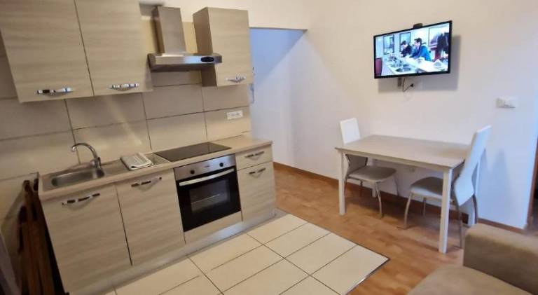 Apartment with 1 room for 4 persons — photo 2
