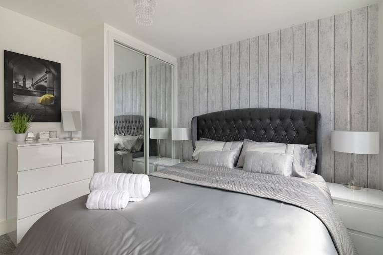 Apartment Romford