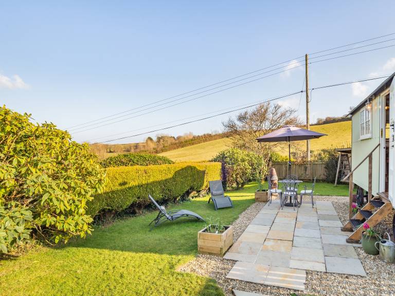 Child-friendly pleasant cottage with garden & barbecue | River view | Pet-friendly — photo 2