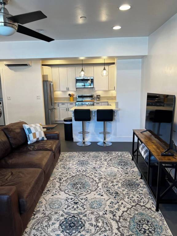 Apartment  Auburn