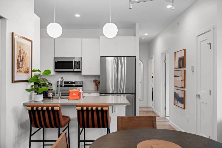 Children-friendly condo with fast internet & hot tub | Mountain view | Pets allowed — photo 3