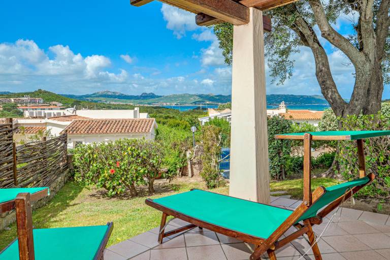 Villa with patio, garden & grill | Sea view in Baja Sardinia