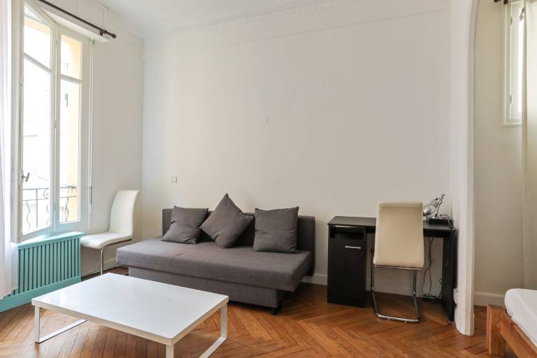 Family-friendly beautiful rental apartment | Close to Place Masséna | Pets allowed in Thiers