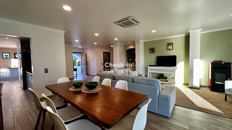 Villa with barbeque, private pool & yard | Good for workation — photo 2
