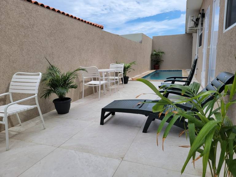 Apartment with BBQ, patio & pool — photo 5
