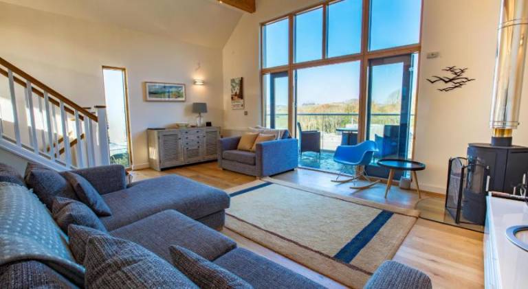 Nice vacation home with hot tub & pool | Beach nearby | Dogs allowed — photo 2