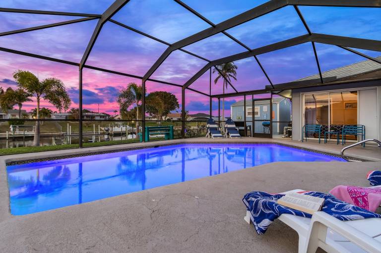 House with terrace & private pool | Water view in Cape Coral, FL