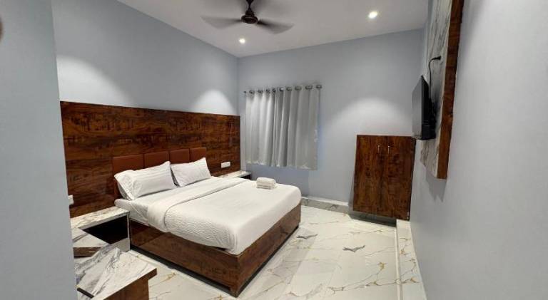 Hotel Midnight Lodging & Boarding — photo 4