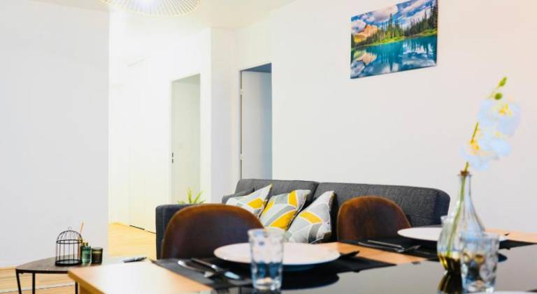 Rental apartment with terrace — photo 3