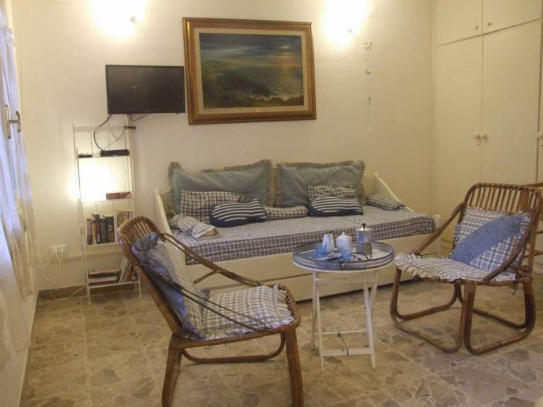 Apartment with grill, yard & patio | Next to the beach | Pets are welcome — photo 2
