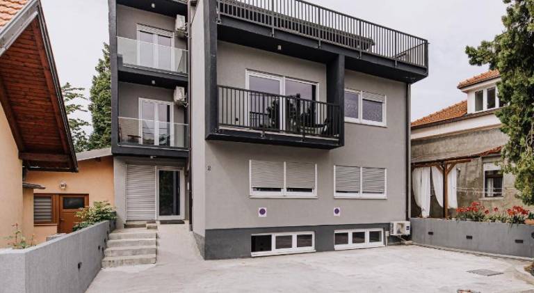 Serviced apartment with terrace — photo 4