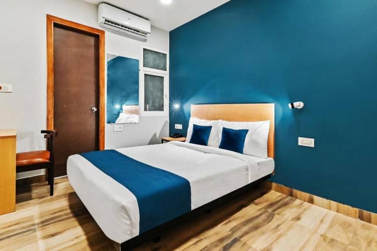 Hotel Silver Saffron Paschim Vihar