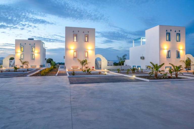 Fully equipped villa with garden, BBQ & patio | Pets allowed — photo 3