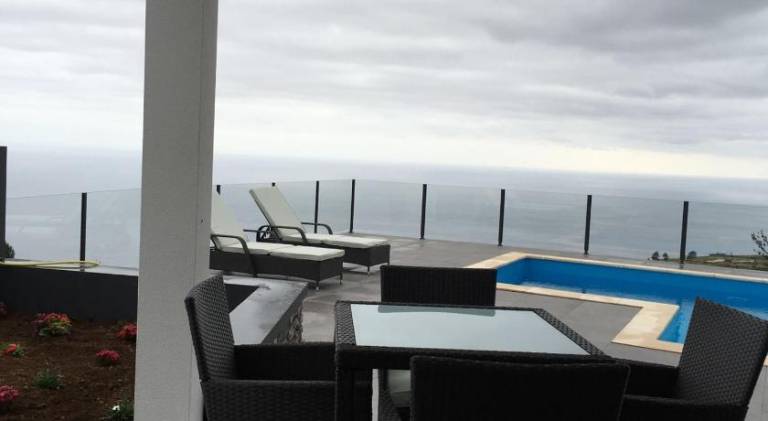 Fully equipped wonderful villa with private pool, jacuzzi & patio | Pets allowed — photo 5