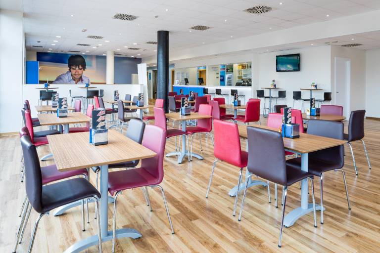 Travelodge Barcelona Fira — photo 4
