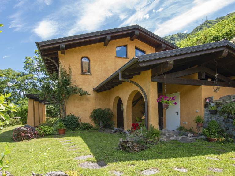 House Dongo, Lombardy