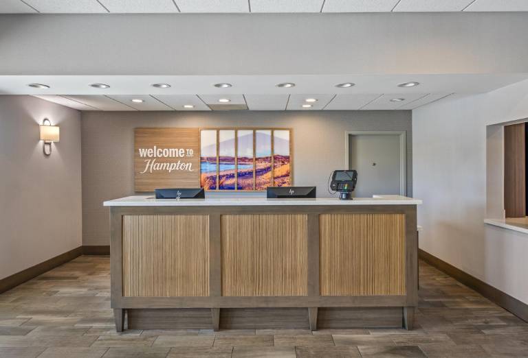 Hampton Inn Channel Islands Harbor — photo 5