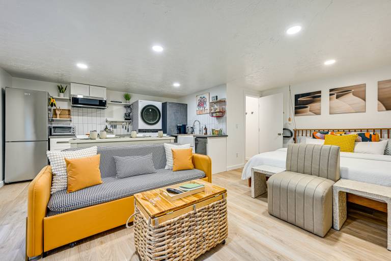 Pet-Friendly Studio w/ Fire Pit in Olympia! — photo 5