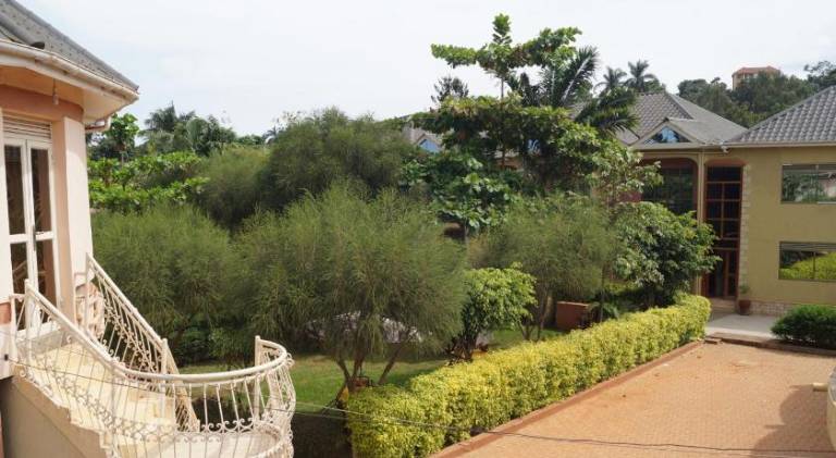 Biyem Hotel — photo 4