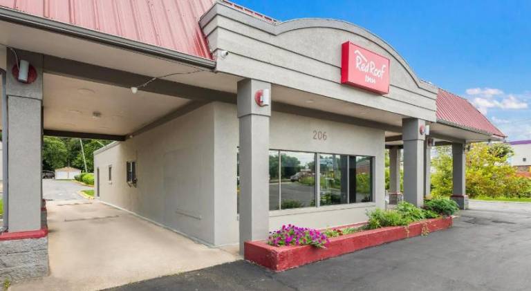 Red Roof Inn Lenoir in Lenoir, NC