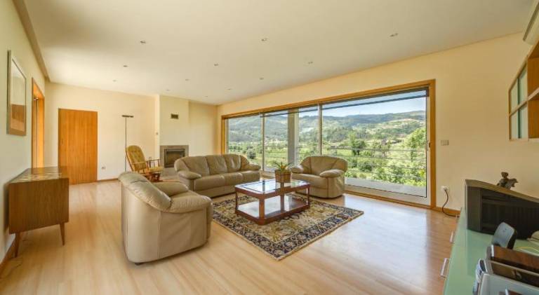 Fully equipped big house with yard, private pool & terrace | Good for workation | Pet-friendly — photo 2