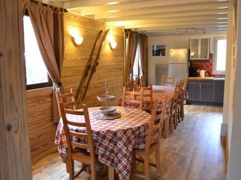 Cozy Mountain Chalet Near La Bresse Ski, WiFi, Private Access, 2 Terraces, Pet-Friendly — photo 4