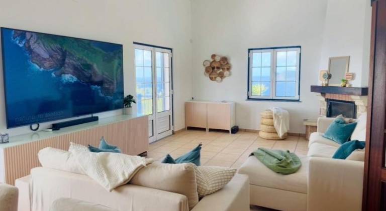 Fully equipped villa with terrace & barbeque | Suitable for remote work | Pets are welcome — photo 2