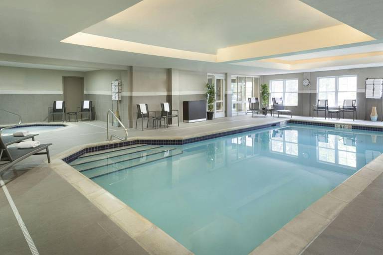 Cambridge Suites Mississauga — photo 3