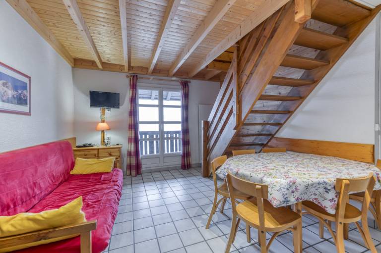 Apartment 'Granges 31 - Duplex 6pers' with Mountain View and Balcony in Huez