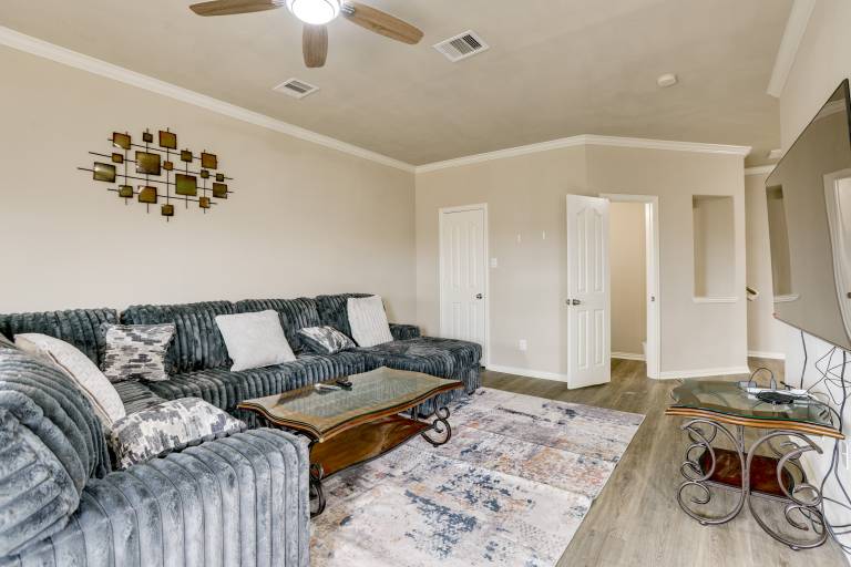 Traveling Pros Hub Extended Stay in Houston