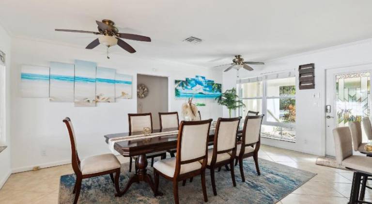 Spacious house with pool | Pets allowed — photo 4
