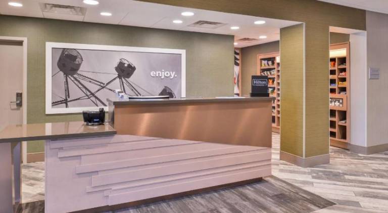 Hampton Inn & Suites Altoona Des Moines — photo 5