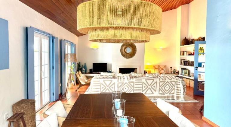 Fully equipped villa with yard, grill & private pool | Pet-friendly — photo 3