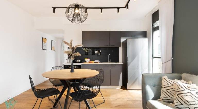 Apartment with patio | Close to Neve Tzedek in Tel Aviv