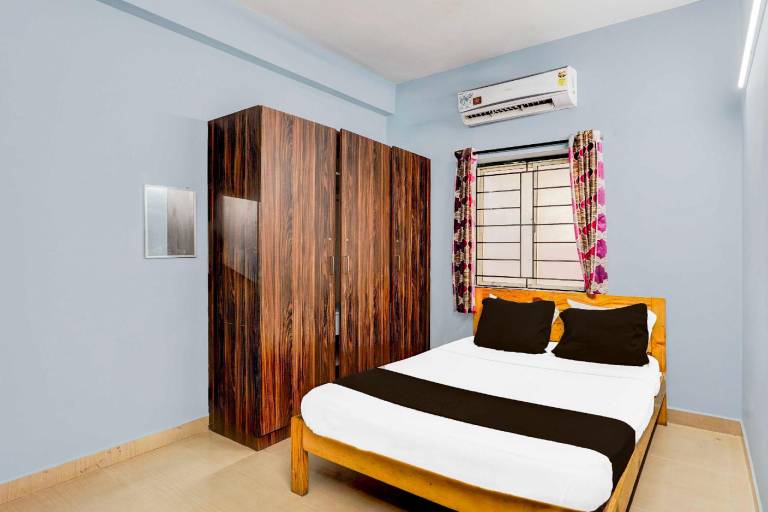 Collection O Kanathur ECR