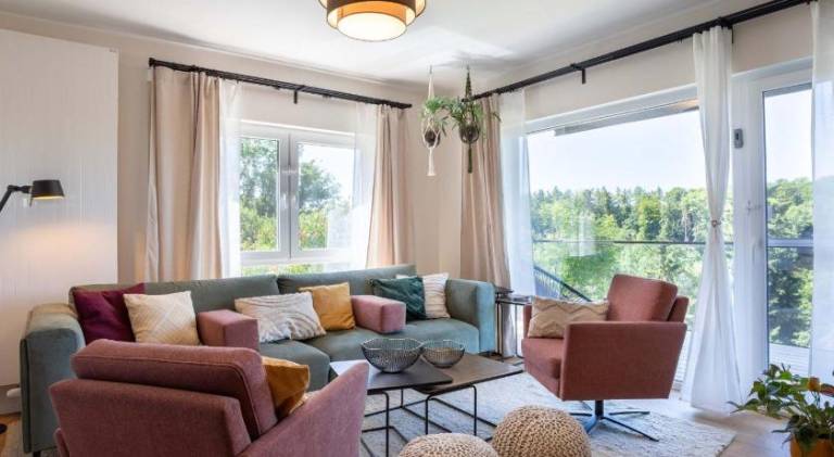 180 m&sup2; Ferienhaus