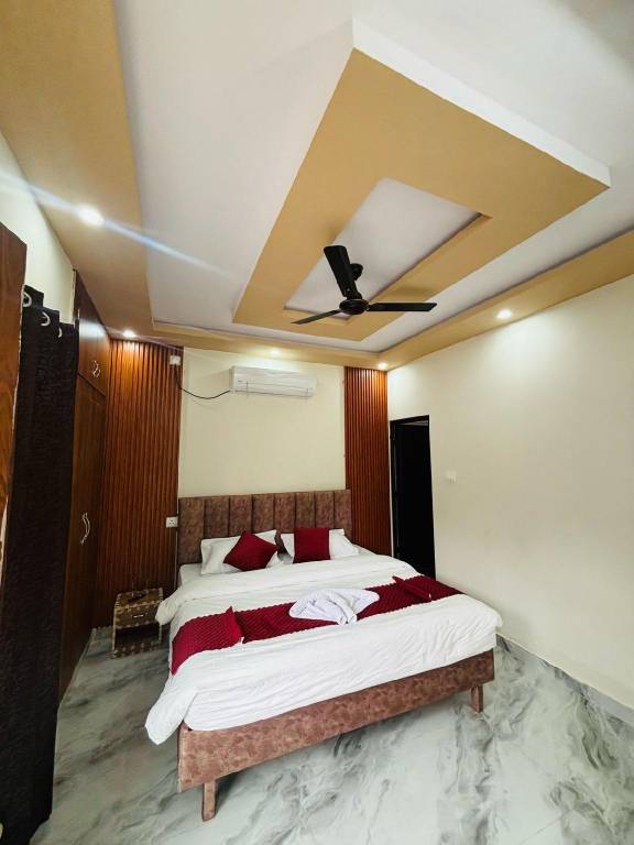 Urban Oak Homestay