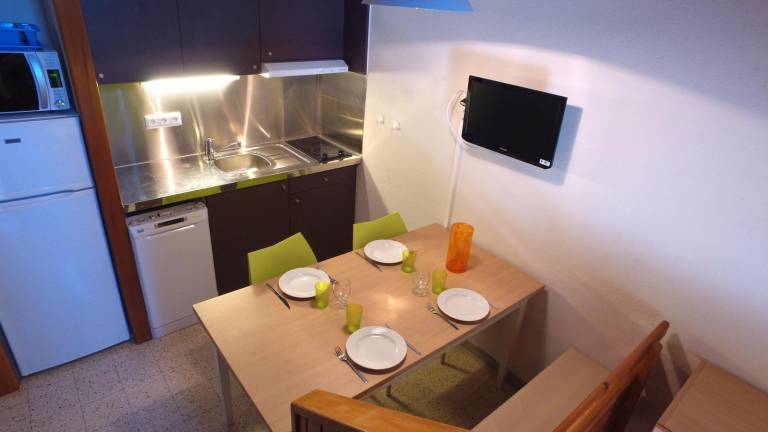 Nice chalet with fast internet | Pets allowed — photo 4