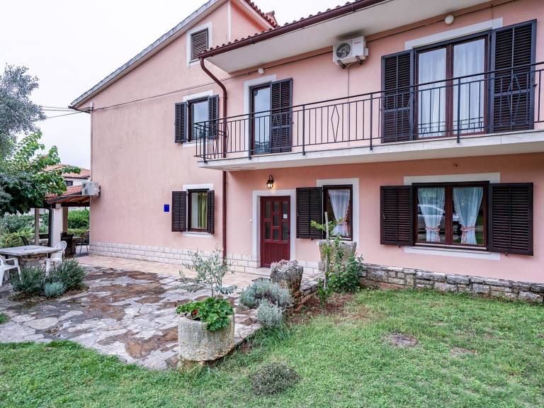kuća  Sveta Marija na Krasu