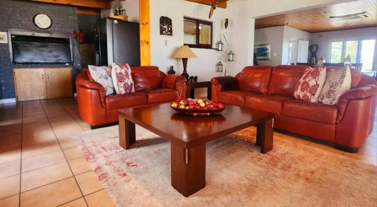 1000 m&sup2; Ferienhaus