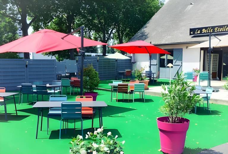 Inter-Hotel Tours Sud Ambacia in Chambray-les-Tours